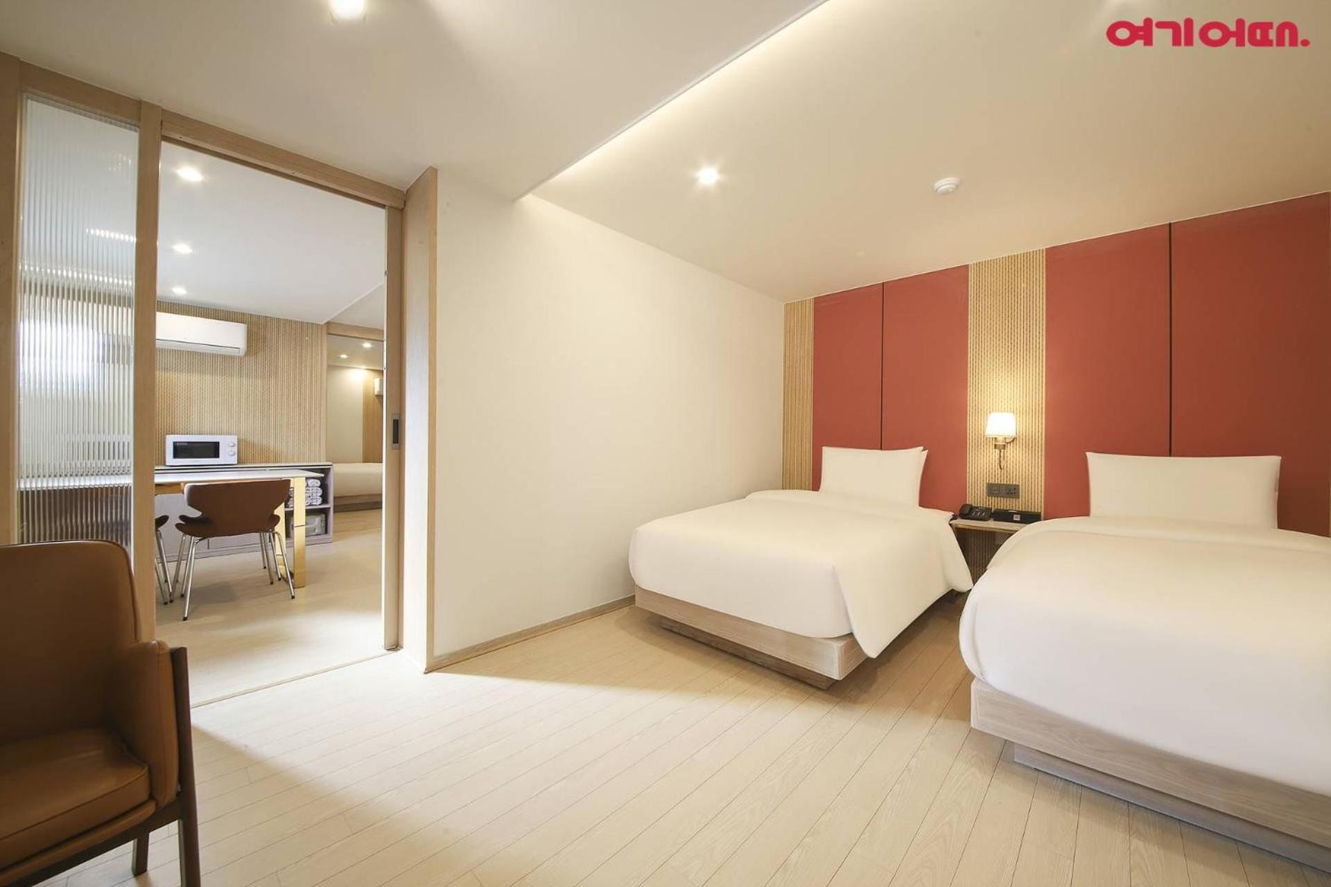 Hotel Bellus Busan Bagian luar foto