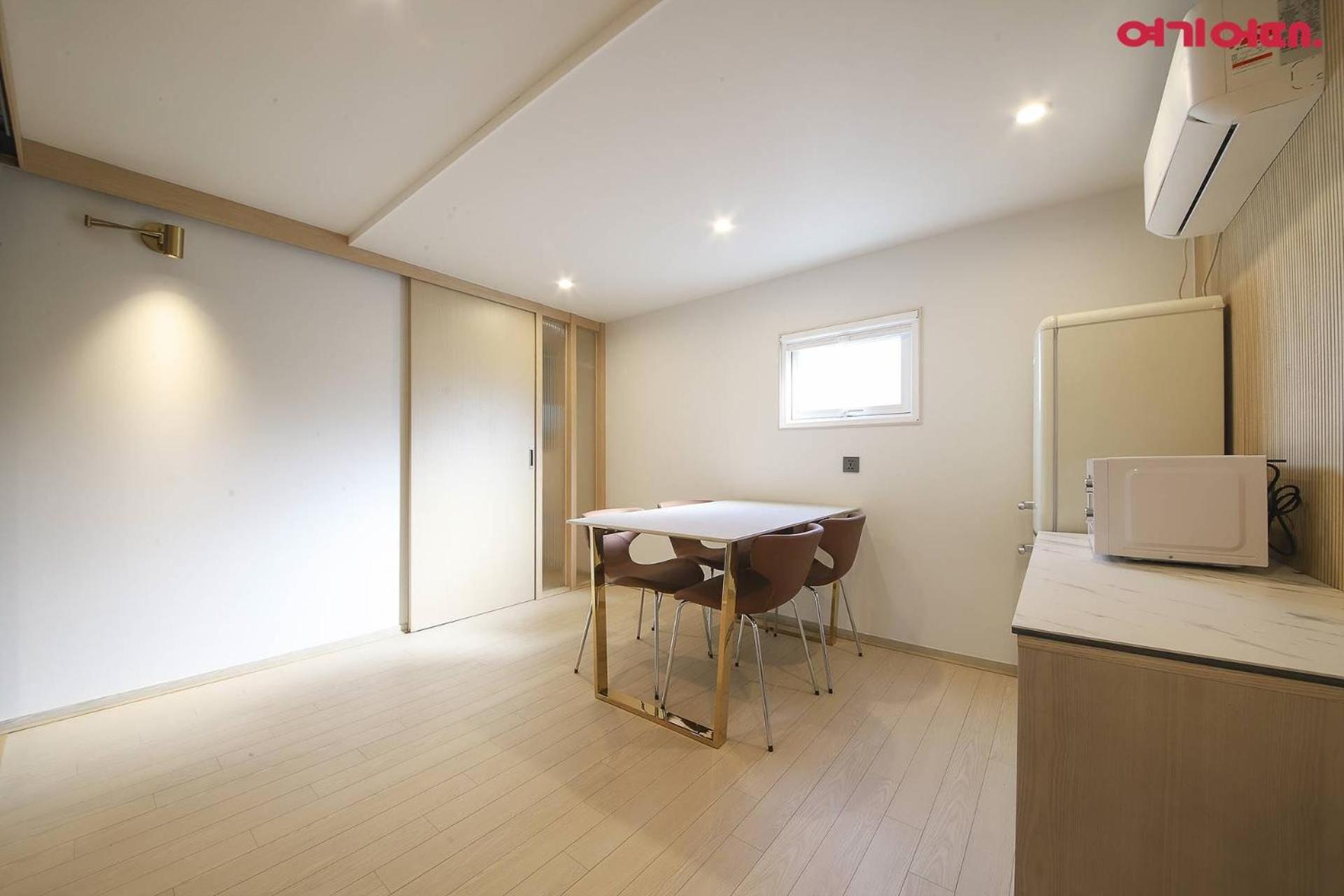 Hotel Bellus Busan Bagian luar foto