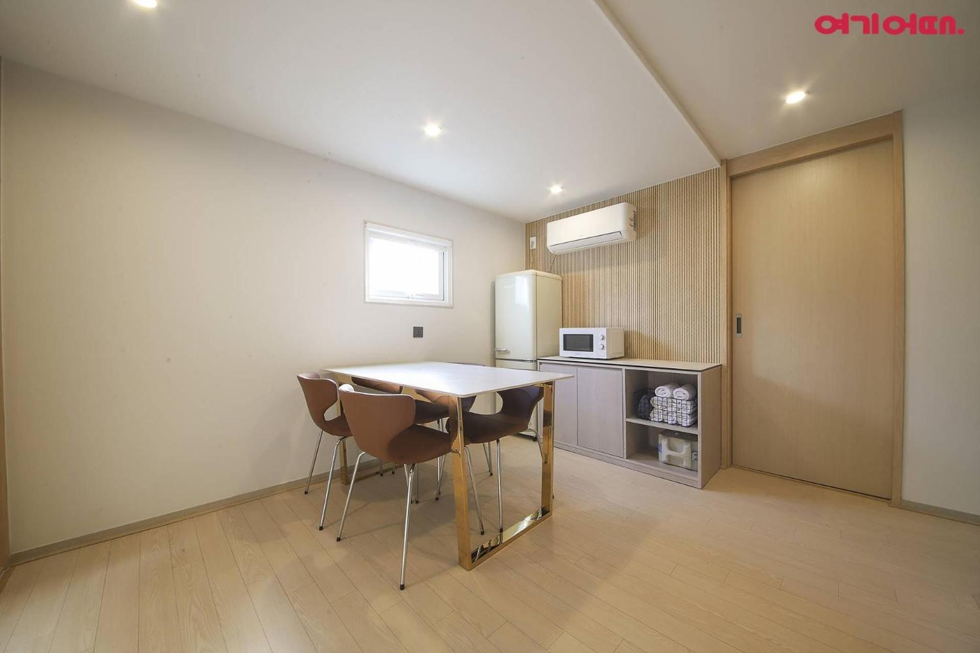 Hotel Bellus Busan Bagian luar foto