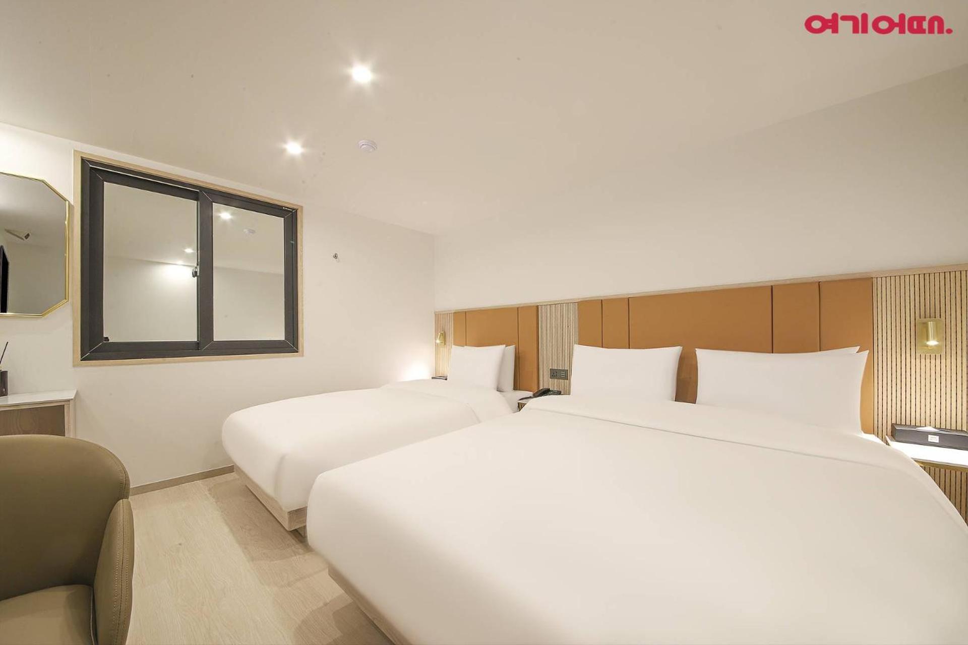 Hotel Bellus Busan Bagian luar foto