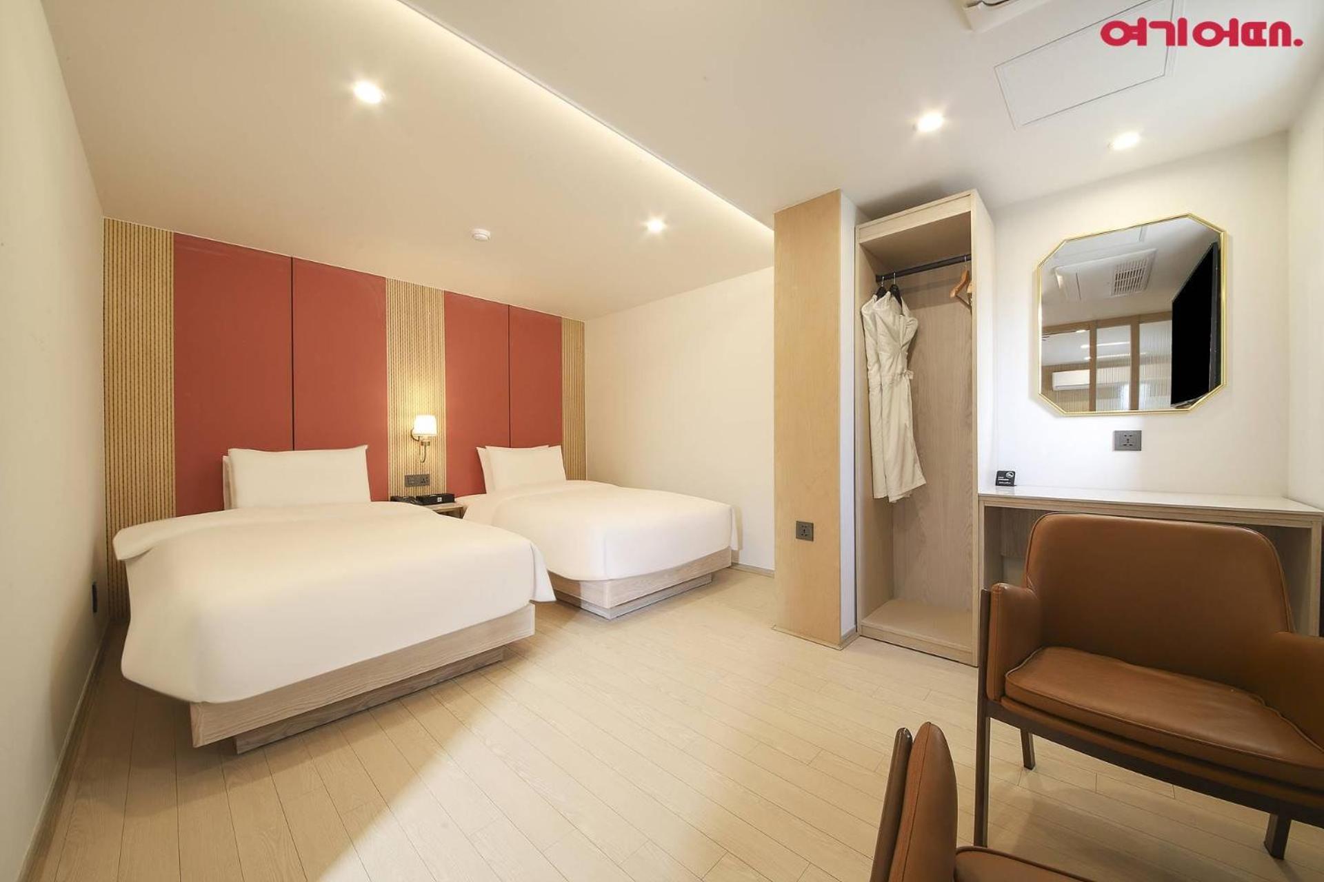 Hotel Bellus Busan Bagian luar foto