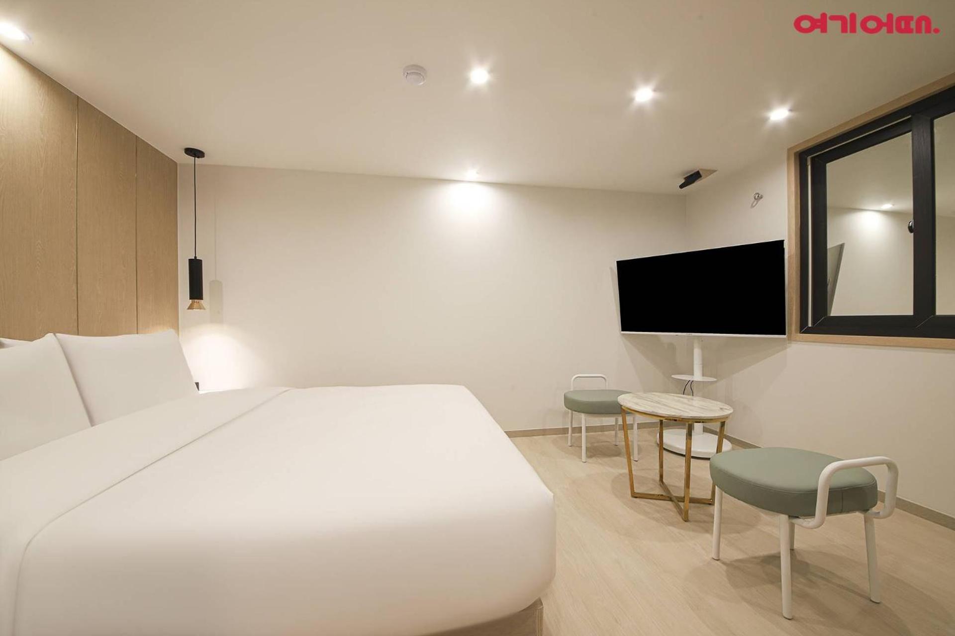 Hotel Bellus Busan Bagian luar foto