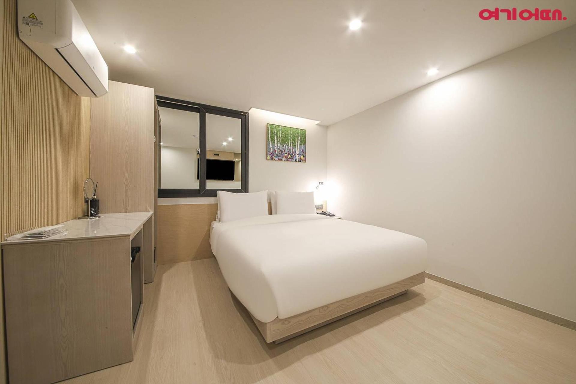 Hotel Bellus Busan Bagian luar foto