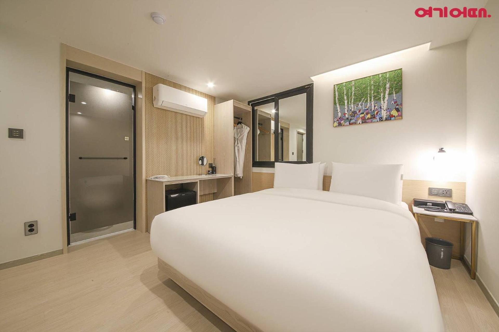 Hotel Bellus Busan Bagian luar foto