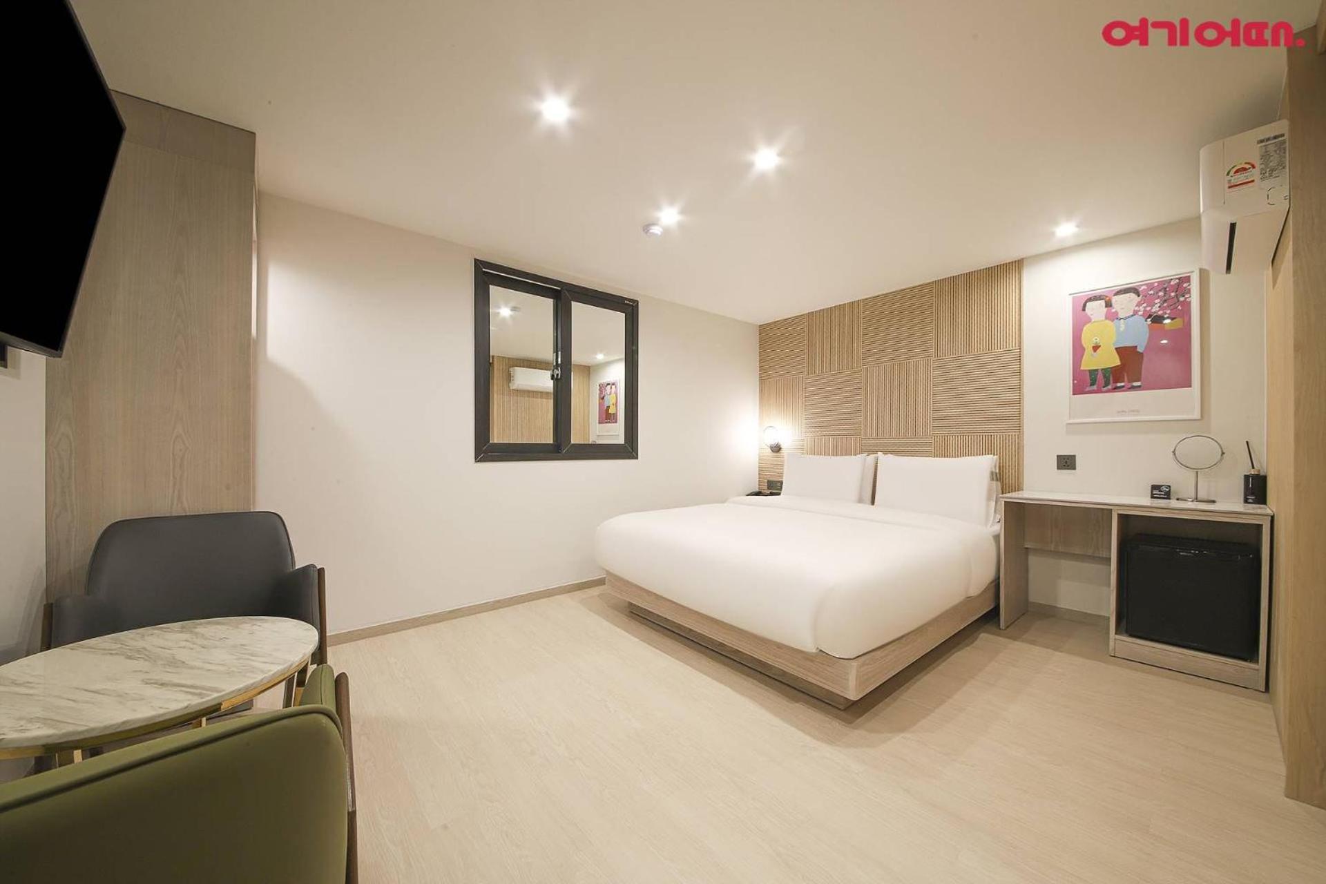 Hotel Bellus Busan Bagian luar foto