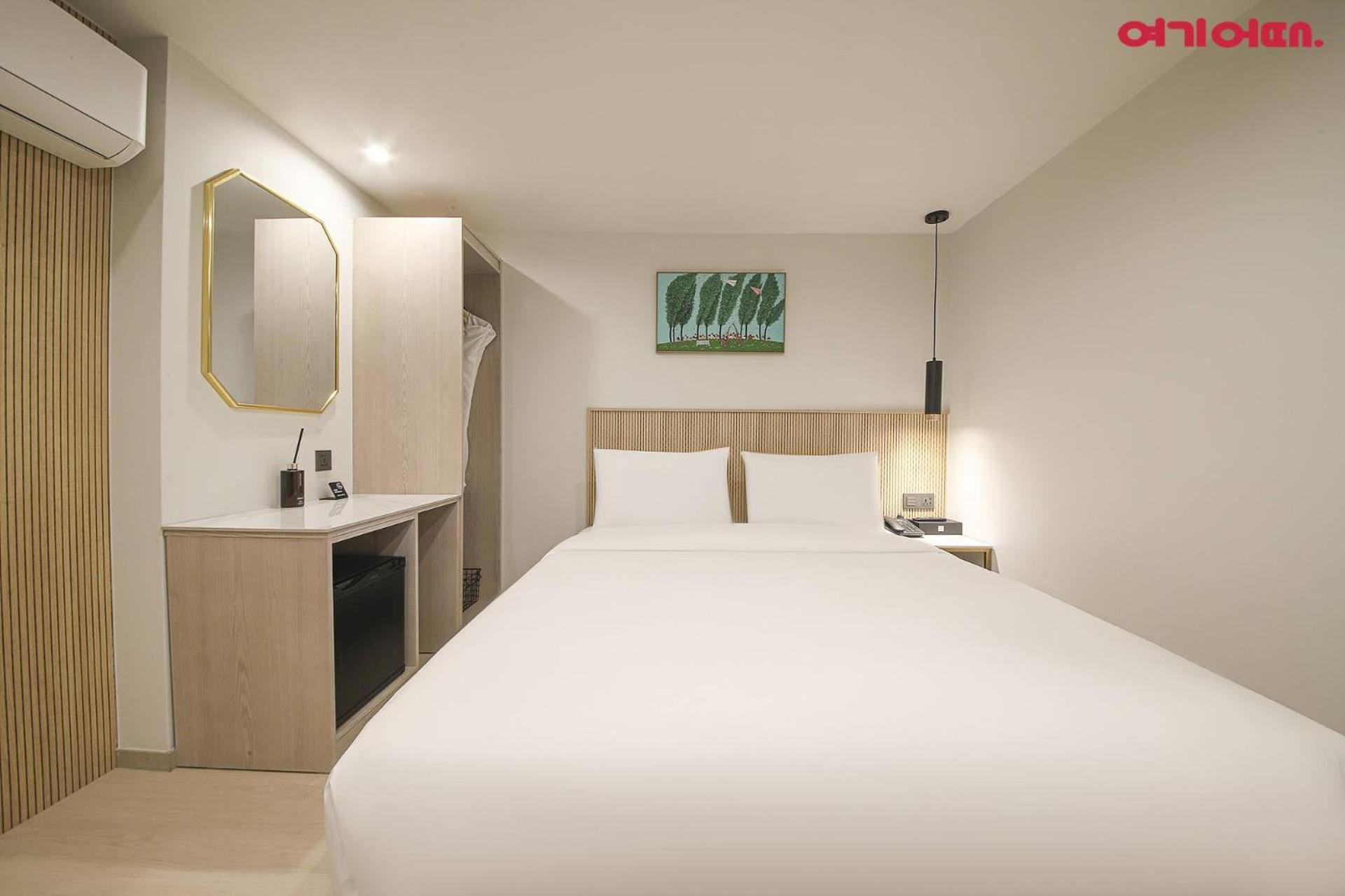 Hotel Bellus Busan Bagian luar foto