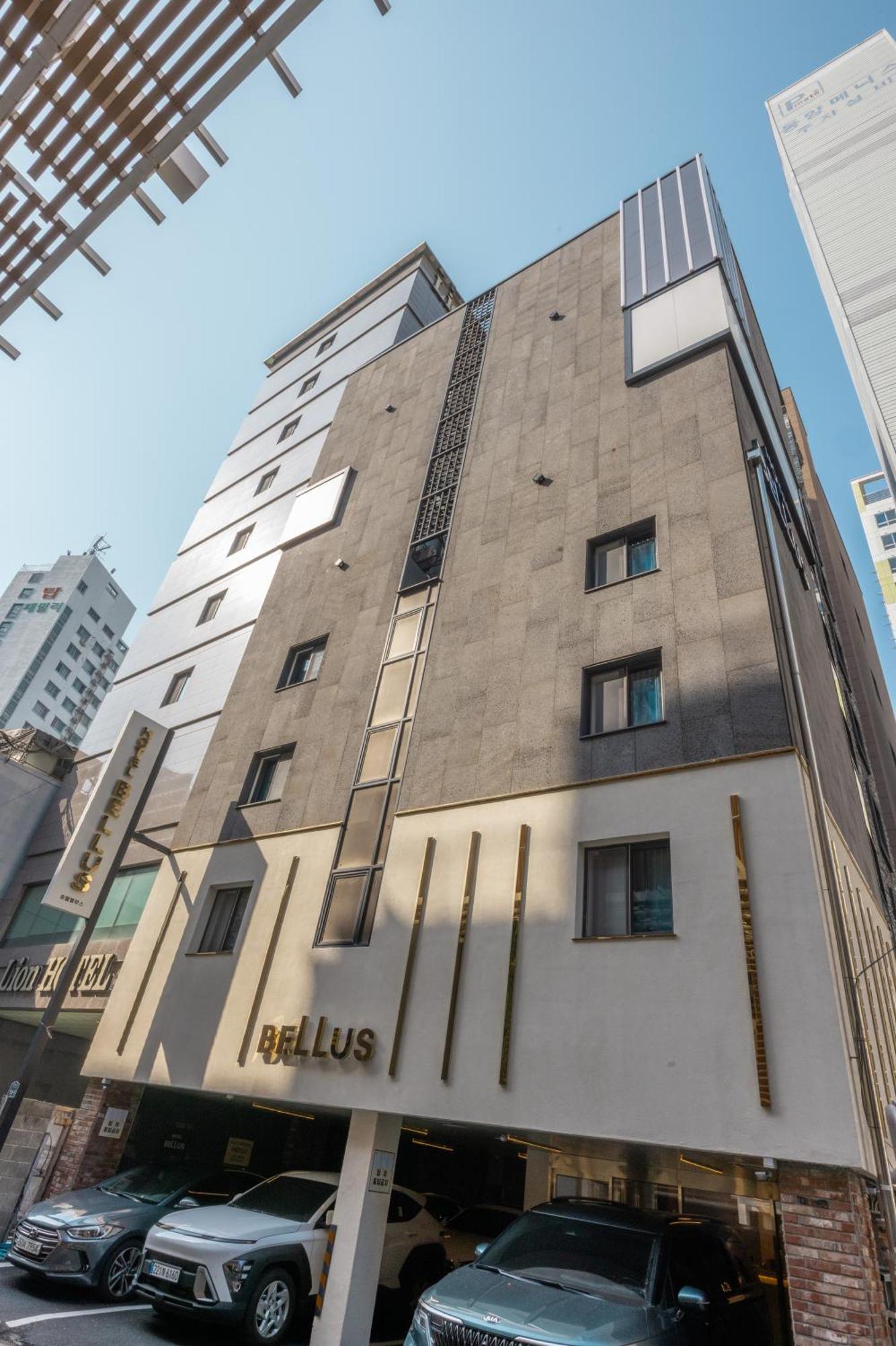 Hotel Bellus Busan Bagian luar foto